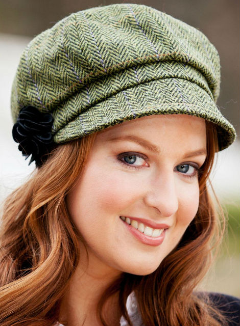 Ladies Tweed Newsboy Hat - Light Green Plaid